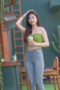 冯珊珊锁楼梯拿外卖使命图片 - 冯珊珊锁楼梯拿